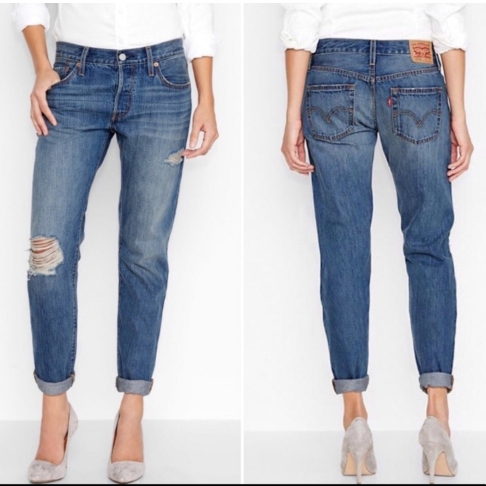 Levis 501 Tapered leg cropped Foldover jeans women’s size 28 x 28 distressed